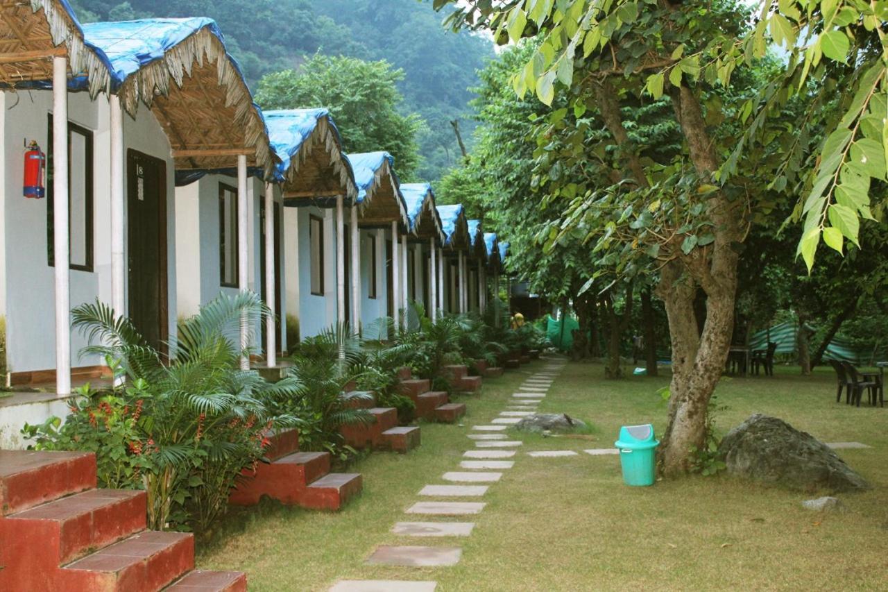 Treepie Resorts Risikés Kültér fotó