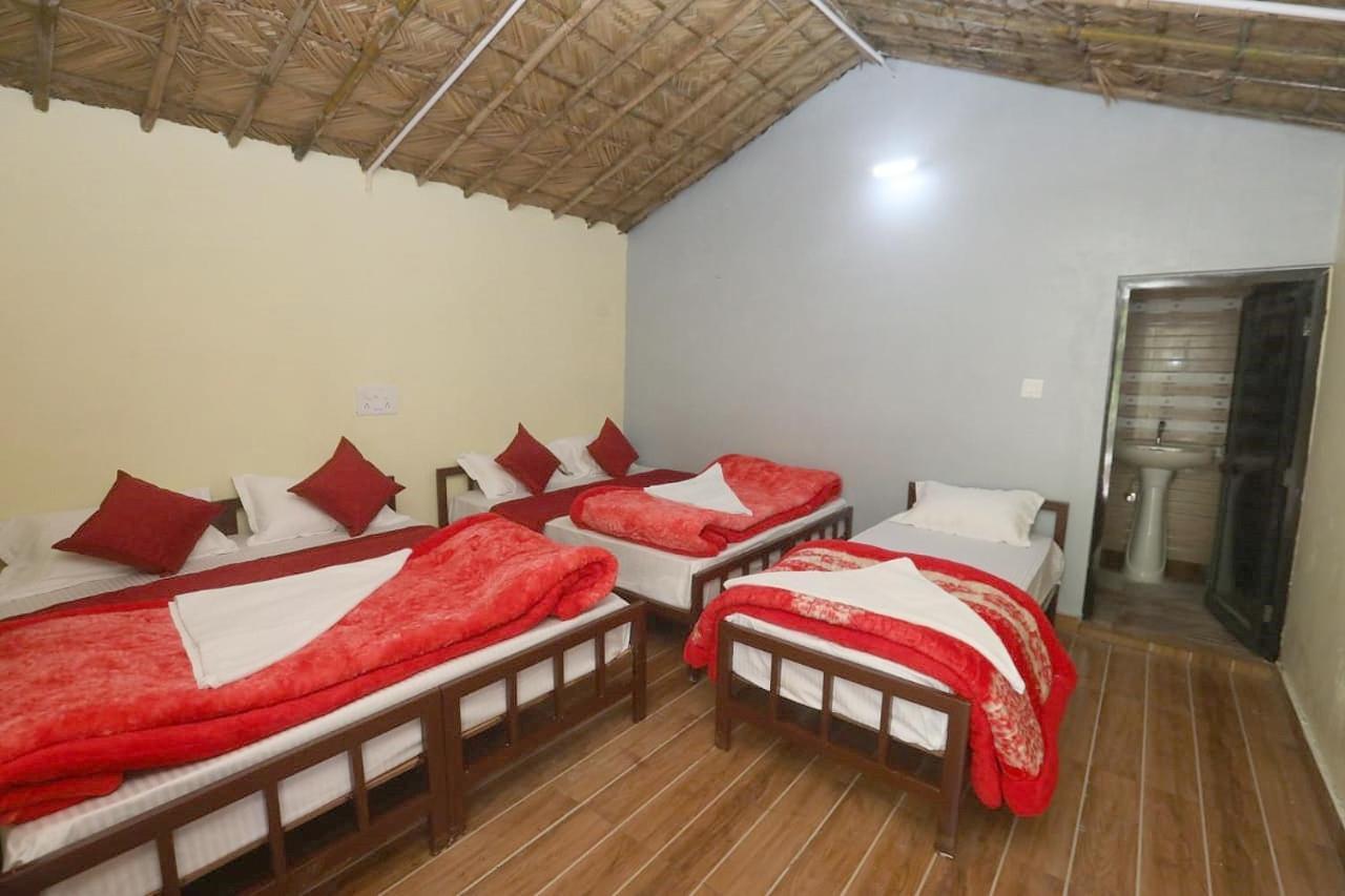Treepie Resorts Risikés Kültér fotó