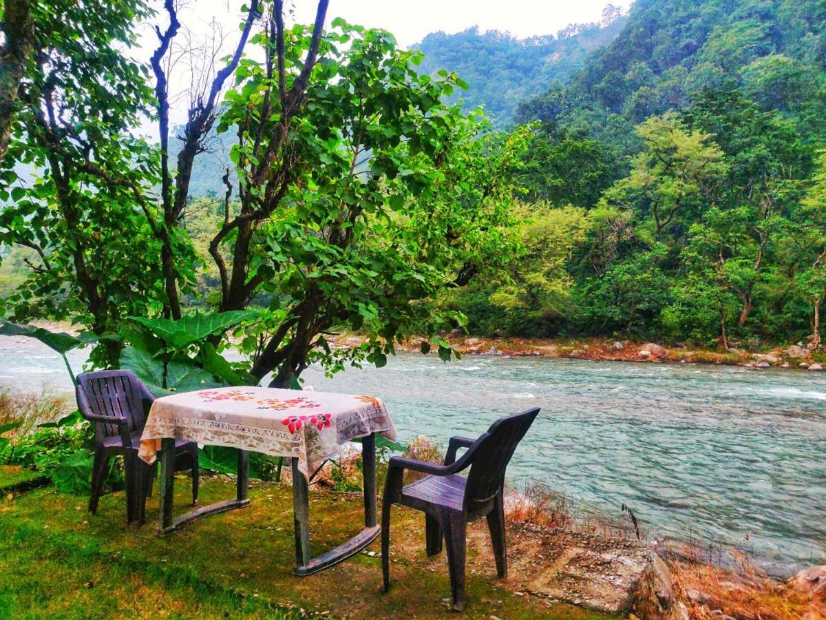 Treepie Resorts Risikés Kültér fotó